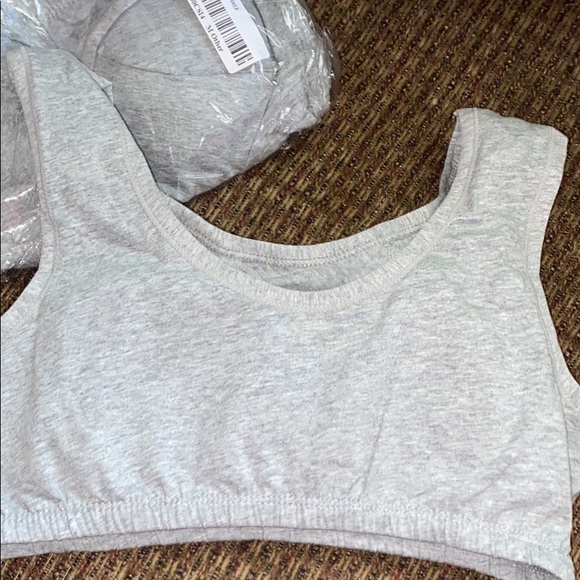 Sports Bras - Picture 2 of 3